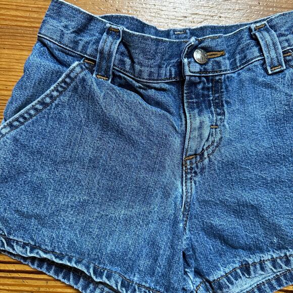Riders vintage medium wash jean shorts SIZE 8 - Picture 2 of 4